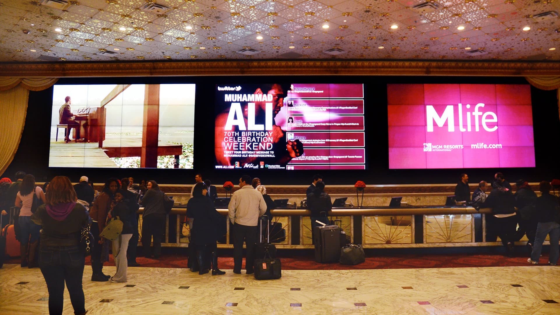 digital-signage