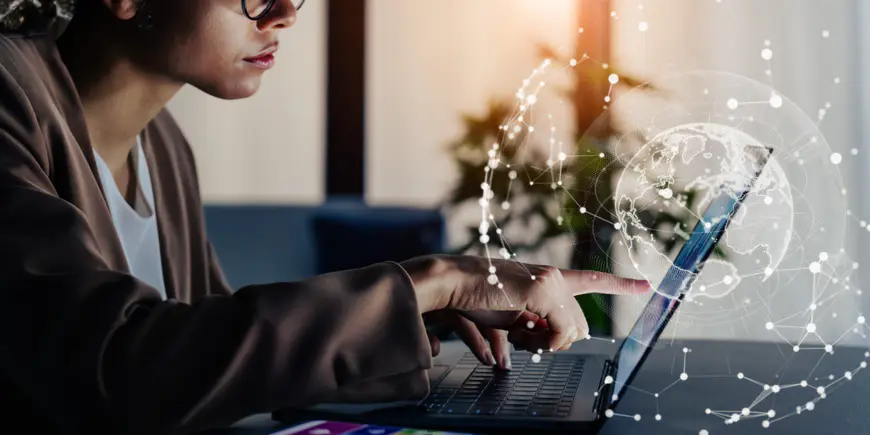 AI-Powered Communication: A Guide for Internal Comms Teams