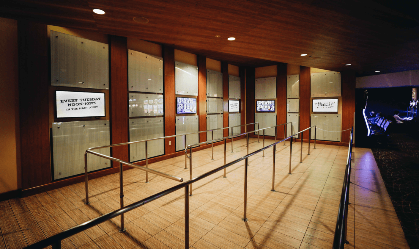 Why the Distributed Signage Model Isn't Always the Winning Hand