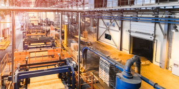 How to Create an Effective Communications Strategy in Manufacturing and Production Facilities 