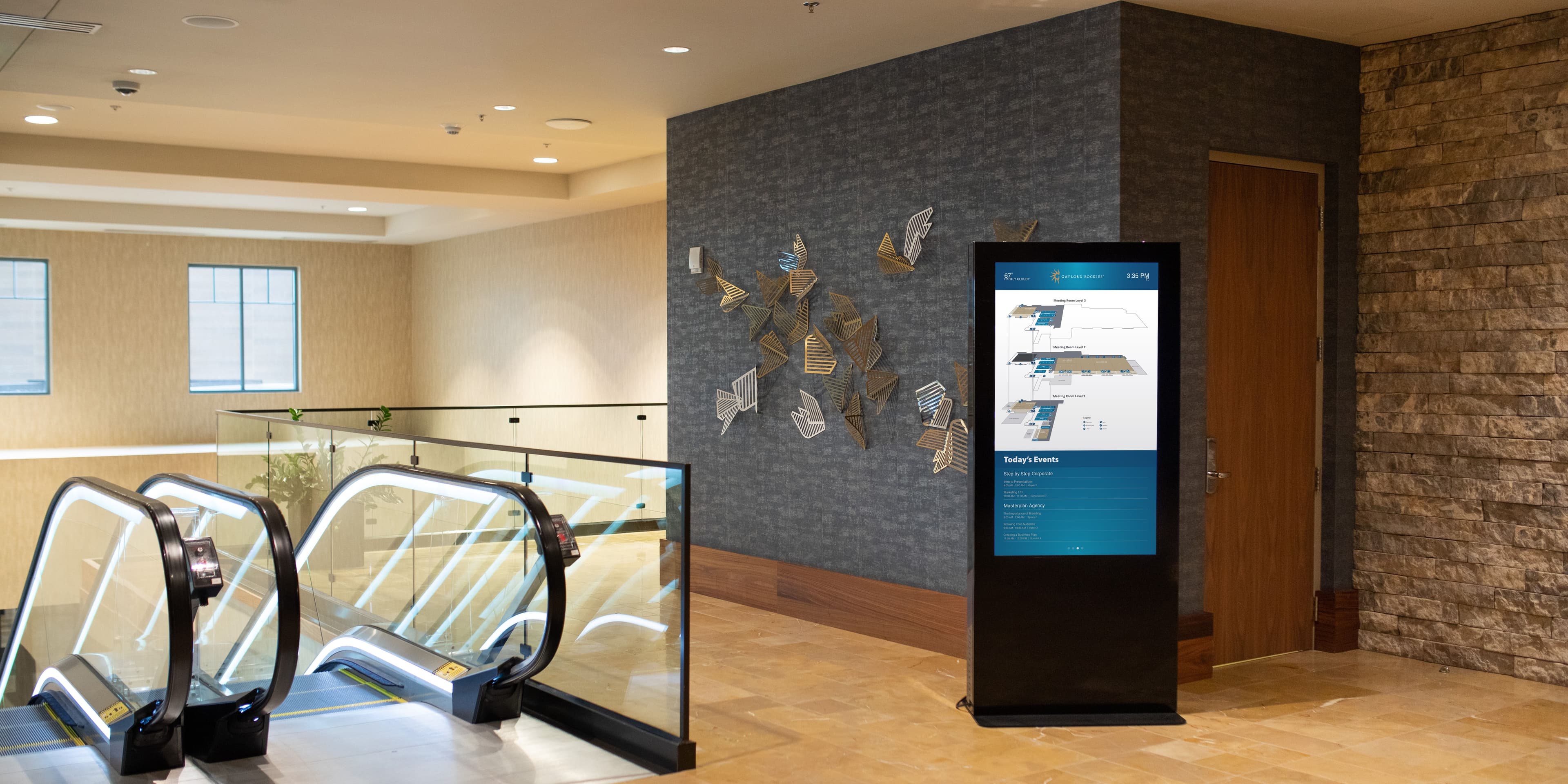 Planning Templates: How to Determine the Number and Placement of Digital Signs on Your Property